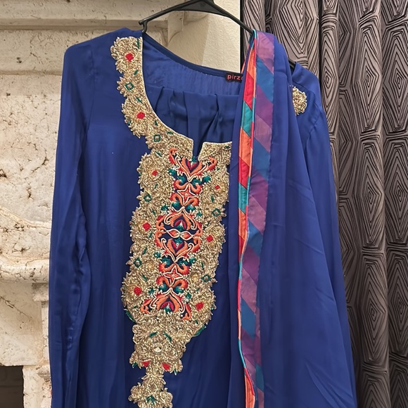 Meet your Posher, Monazzah - Picture 3 of 4